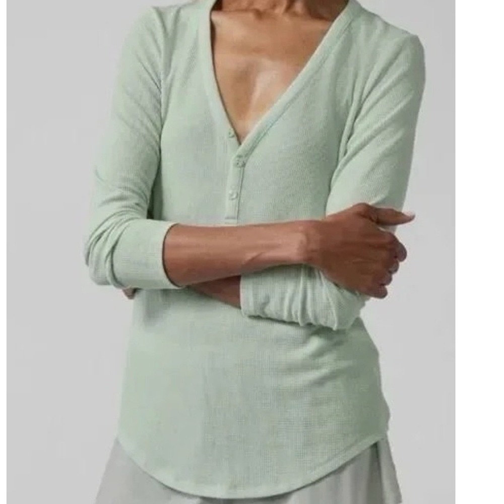 Athleta Wind Down Mint Green Waffle Knit Pajama Set Henley Top and Shorts Large